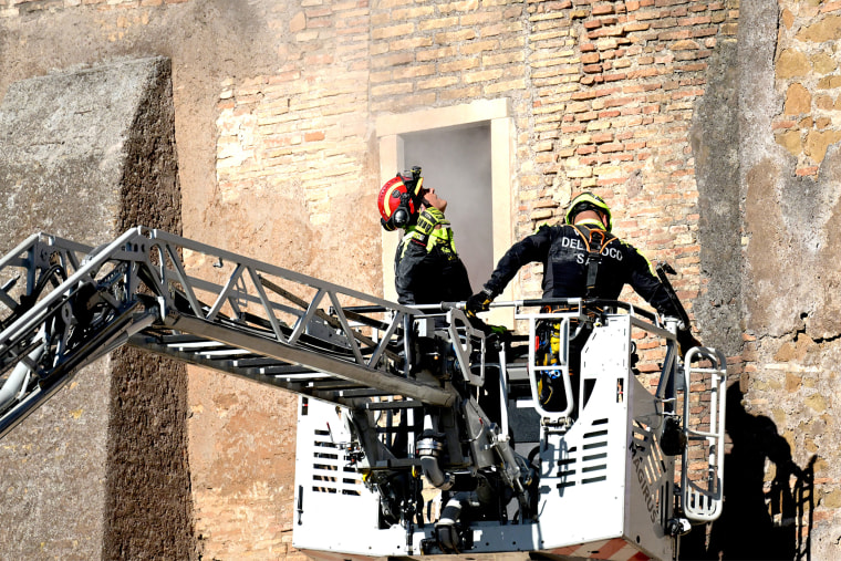 Image: ITALY-ACCIDENT-MONUMENT