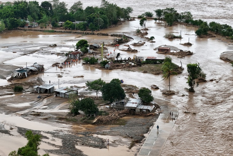 Imagen: ***BESTPIX*** TOPSHOT-FILIPINAS-TIEMPO-TIFÓN