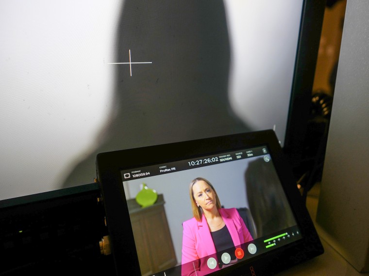 Courtney Kubey entrevista Jane Doe que processou o Dr.