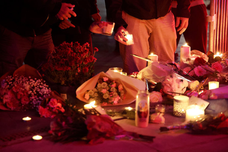 Image: FRANCE-ATTACKS-PARIS-ANNIVERSARY-TRIBUTE