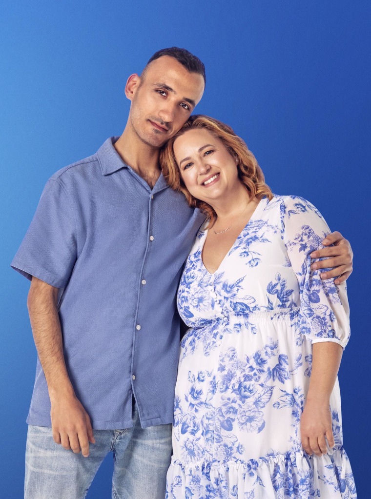 Birkan, 26 years old (Türkiye) and Laura, 47 years old (Washington)