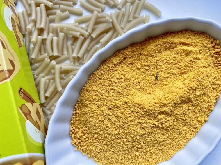 Kraft’s Apple Pie Mac & Cheese has the familiar cheese powder, but with a little something extra.