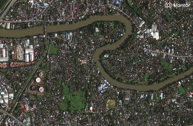 Before and after flooding in Colombo, Sri Lanka, Nov. 20 and Nov. 30, 2025.