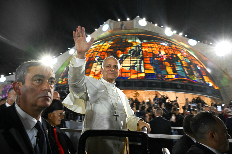Image: TOPSHOT-LEBANON-VATICAN-RELIGION-POPE