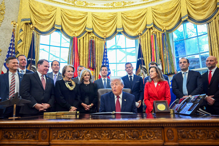 Image: US-POLITICS-TRUMP