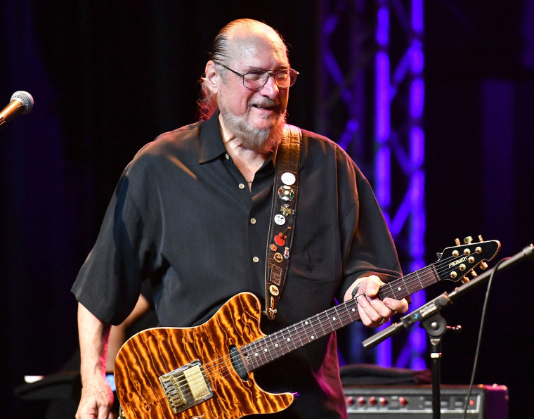 Steve Cropper & Dave Mason In Concert - Pasadena, CA