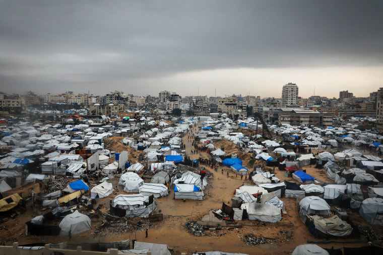 Heavy rains flood thousands of tents sheltering displaced civilians in Gaza
