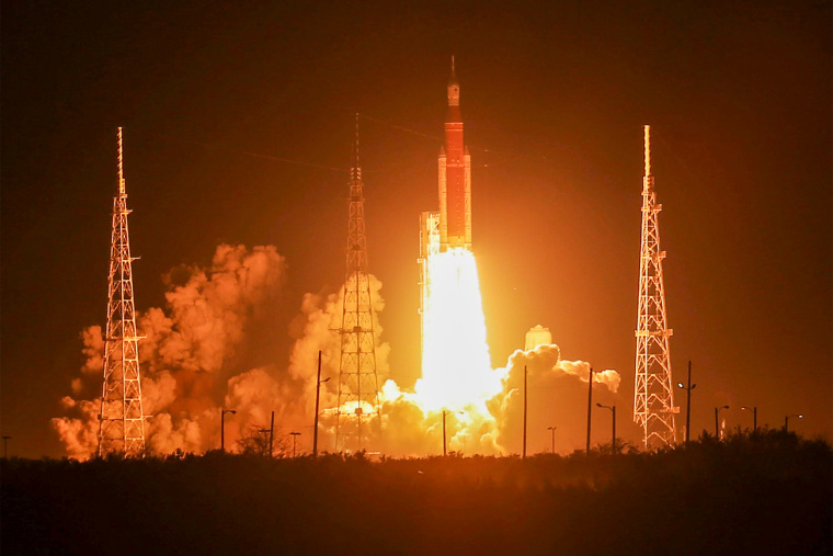 Image: Artemis I Launches After Several Failed Attempts