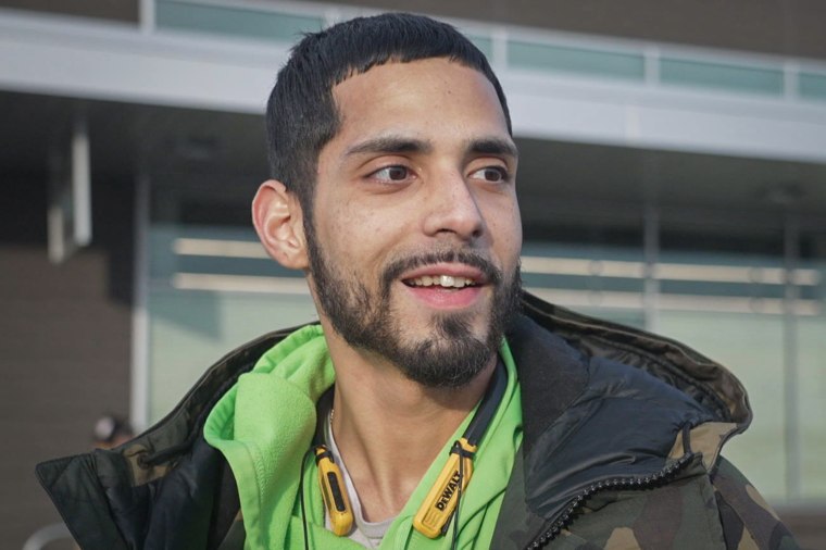 Michael Torres, captura de tela do artigo de TV.