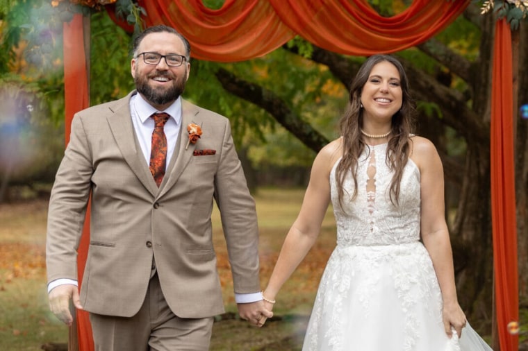 Brittany Juer e Frank Martinez.