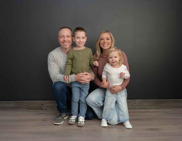Lindsey Lautner with her family.