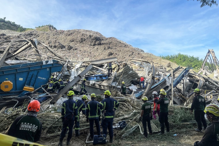 Image: PHILIPPINES-LANDSLIDE-ACCIDENT