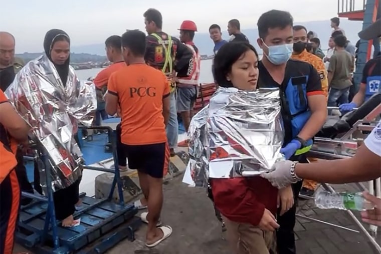 Image: PHILIPPINES-TRANSPORT-ACCIDENT