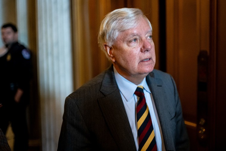 US Government Poised For Short Shutdown As Congress Talks Drag