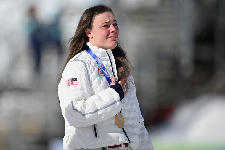 Foto: Esqui alpino - Milano Cortina 2026 Jogos Olímpicos de Inverno: Dia 2