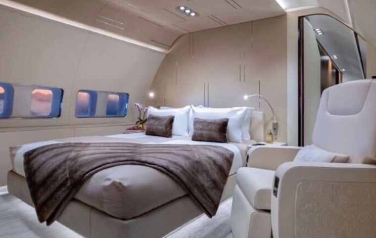 Um quarto dentro do avião