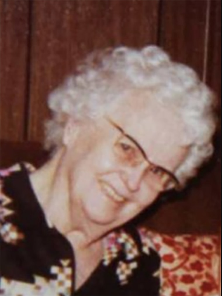 Evelyn "Dottie" Lees.