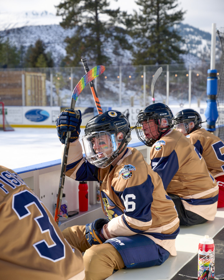 https://media-cldnry.s-nbcnews.com/image/upload/rockcms/2026-02/260220-gay-hockey-league-7-gk-b6be98.jpg