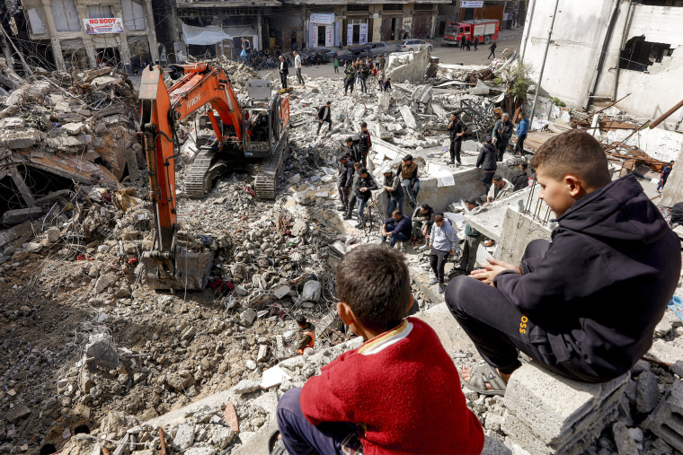 Image: *** BESTPIX *** TOPSHOT-PALESTINIAN-ISRAEL-CONFLICT-GAZA