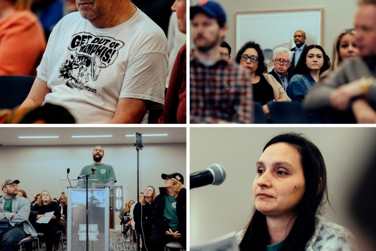 Jason Haley, bottom left, and Taylor Logsdon, top right, residents of Southaven, Miss.