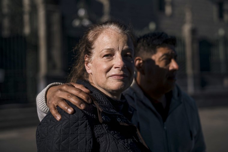 Alfredo and Lois Muñoz.