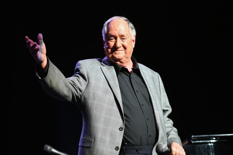 Neil Sedaka In Concert - Los Angeles, CA