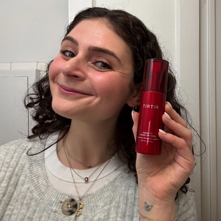 Malin says TirTir’s setting spray makes her makeup look smooth, matte, non-cakey and smudge-proof, even after hours of wear.