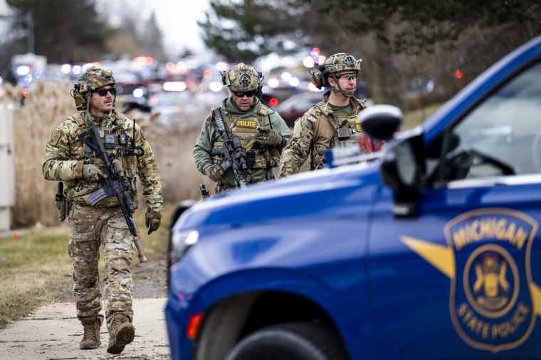 Image: Suspect Dead in Apparent Attack on Temple Israel Synagogue in West Bloomfield, Michigan