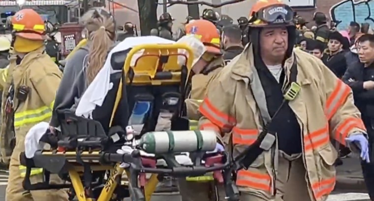 Captura de video de una de las personas atendidas tras el siniestro.