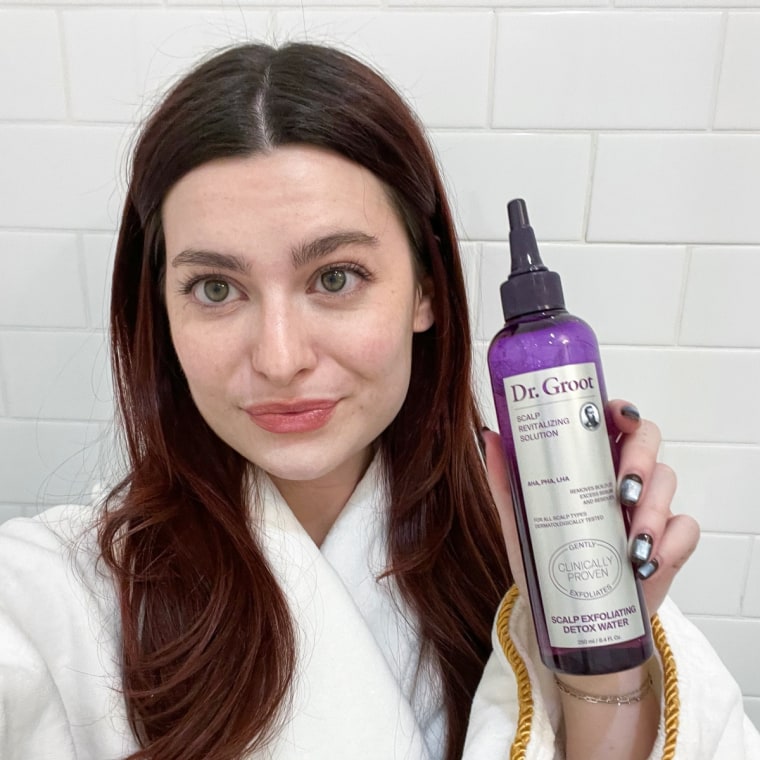 I have the Dr. Groot Scalp Exfoliating Detox Water to thank for this buildup-free good hair day.