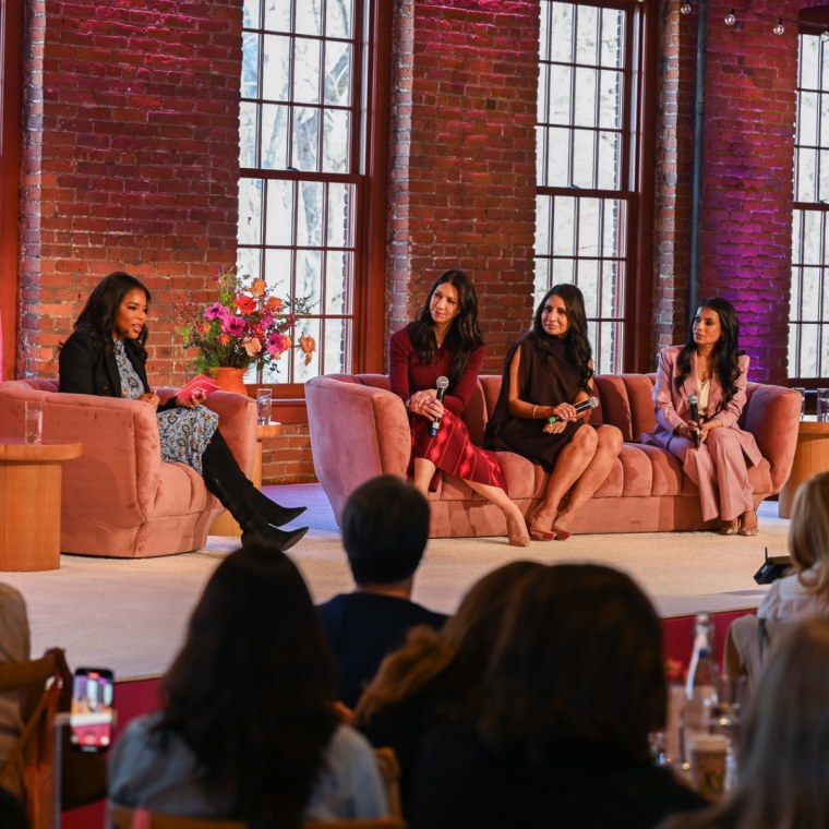 Experts talked about women's health, aging and more during the "The Doctors Are In" panel.