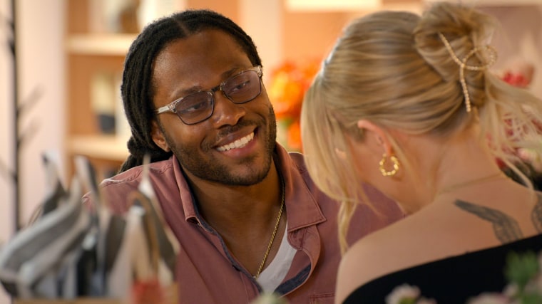 Vic St John, Christine Hamilton em 