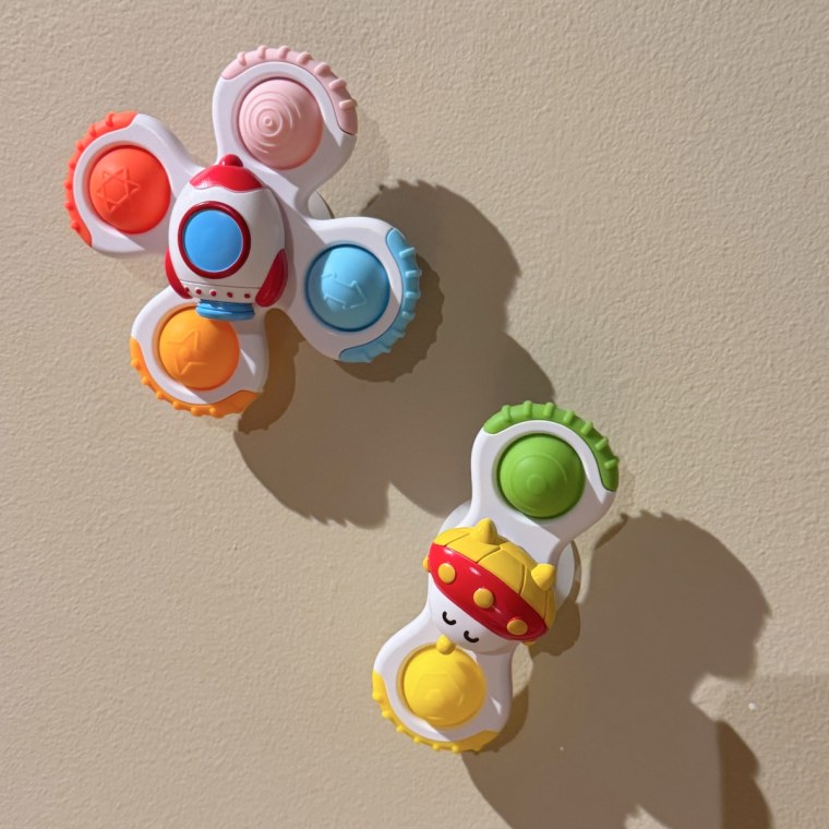 An easy, fun toy that keeps hands busy and works for younger kids