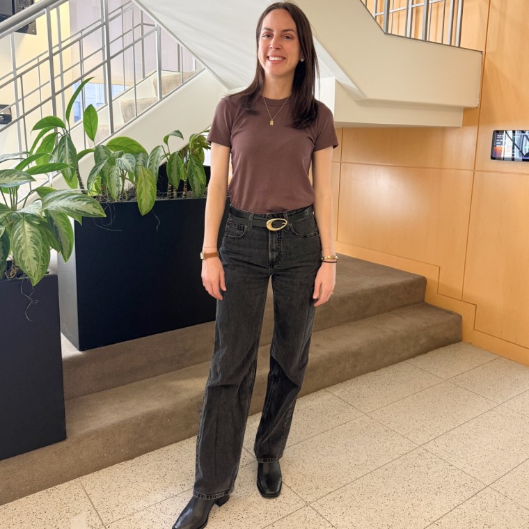 Julie Ricevuto wearing the new Fabletics denim.
