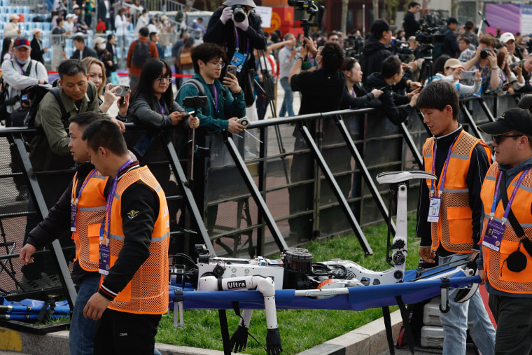 Image: Beijing Holds Humanoid Half Marathon