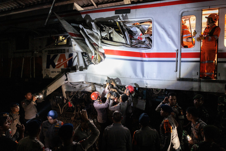INDONESIA-ACCIDENT-TRAIN