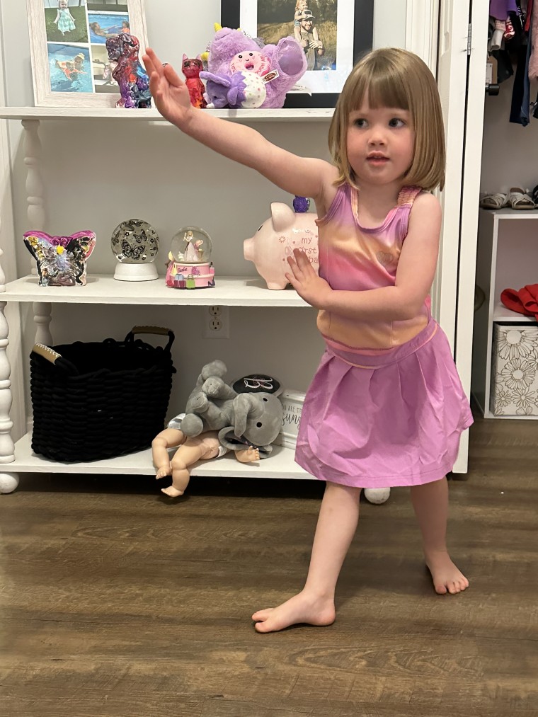 Rylee is also rocking bangs with her new bob.