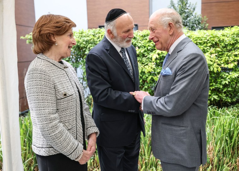 The King Visits The Jewish Community In Golders Green