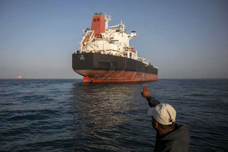 Irán y Estados Unidos siguen en punto muerto sobre el Estrecho de Ormuz