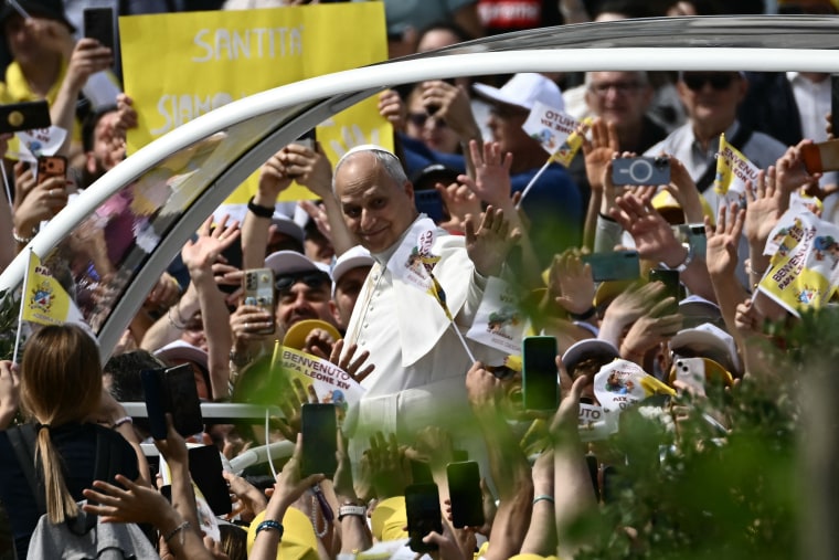 VATICAN-RELIGION-POPE-ACERRA