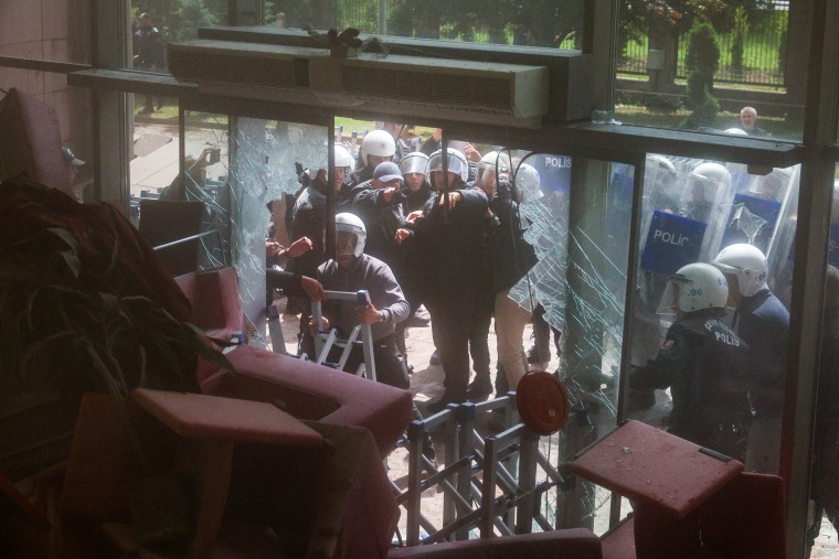 Police Take Control Of Turkeys Opposition Republican Peoples Party (CHP) Headquarters