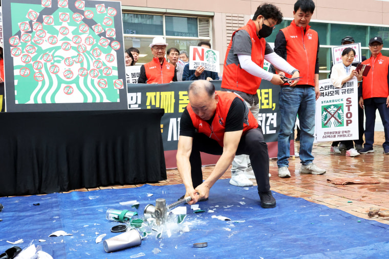 South Korean ministry to shun Starbucks vouchers in 'Tank Day' campaign backlash