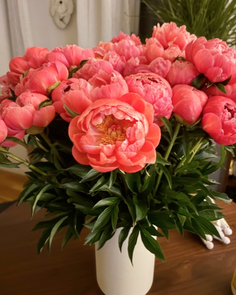Mili Godio received a bouquet of peonies from Farmgirl Flowers.