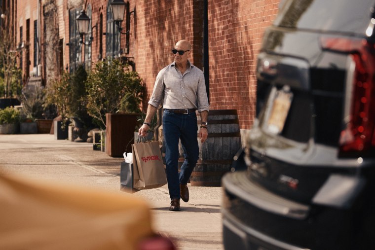 Stanley Tucci TJ Maxx Diabo Veste Prada