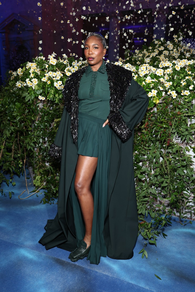 Venus Williams no Met Gala de 2025 comemorando 