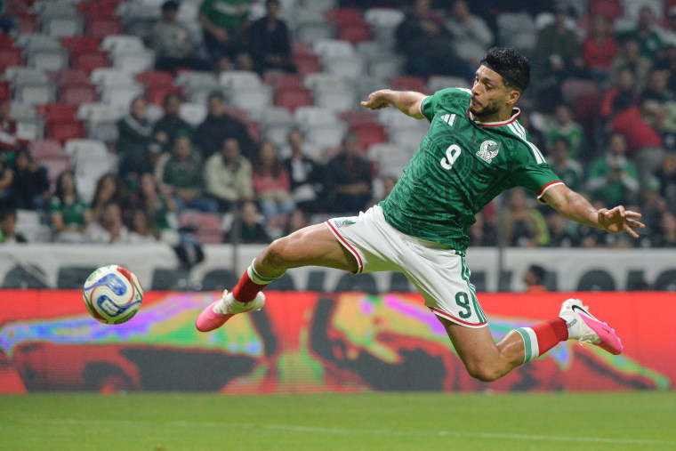 Mexico's forward Raul Jimenez reaches for the ball during friendly  match against Serbia in Toluca, Mexico on June 4, 2026. 