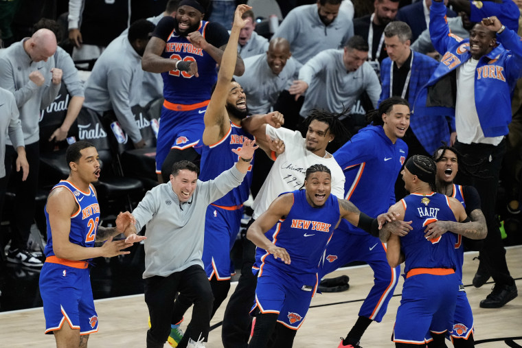 APTOPIX NBA Finals Knicks Spurs Basketball