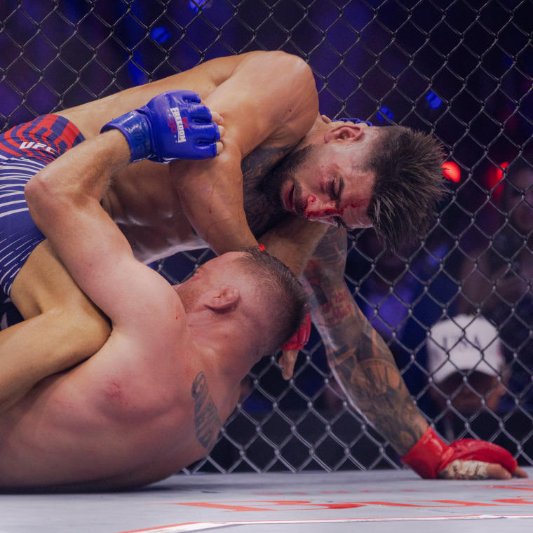 https://media-cldnry.s-nbcnews.com/image/upload/rockcms/2026-06/260615-ufc-white-house-mb-1003-acb385.jpg