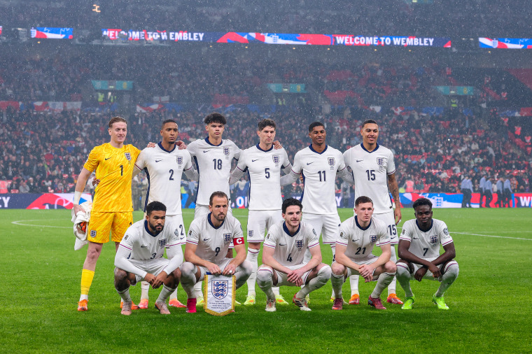Players of England.