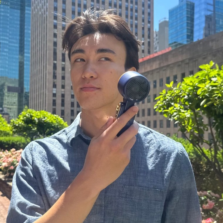 Cooling off with the Bearwind Portable Handheld Turbo Fan.